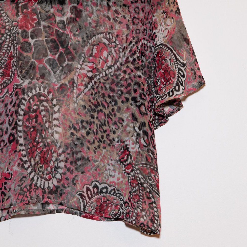 Full Tilt Paisley Sheer Crop Tee - Picture 3 of 5